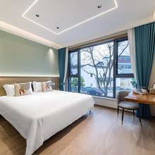 境畔小筑现代轻奢多元美学设计师亲子观景度假美宿(瑶琳仙境店)
