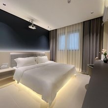 熊猫宾馆(鹤壁高铁东站店)