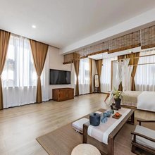 玥庭兰舍(西山风景区店)