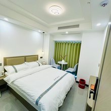 云町民宿(毕节站店)