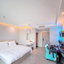 蓝影电竞酒店