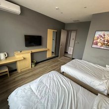 容城阔图宾馆