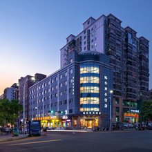 铭乐商务酒店(坂田杨美地铁站店)