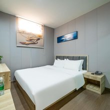 大城小爱精品酒店(天津张贵庄地铁站店)