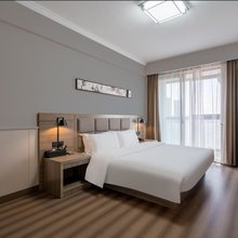 铂玥酒店(慈溪杭州湾世纪城店)