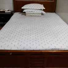 深圳岳中文住宿