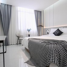 东凯悦智享酒店(贵黔国际总医院师范学院店)