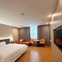 西江月酒店(廉江第二中学双徳国际广场店)