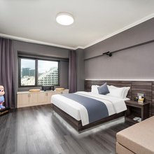 华泽云端公寓(沈阳奥体中心地铁站店)