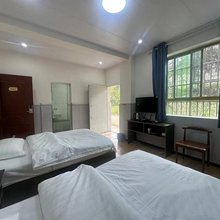 溪河之旅宾馆(河边镇店)