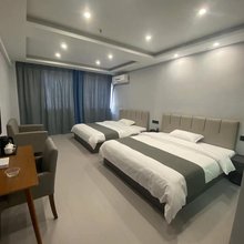三月酒店(扬州江都金鹰店)