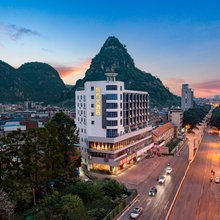 东方大酒店(柳州马鞍山公园江滨公园店)