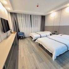 合作诺布央大酒店(世纪广场店)