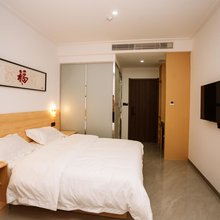 晋亿家智慧酒店(大同市政府文瀛湖生态公园店)