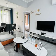 畔夏拾光民宿(恩施土司城店)
