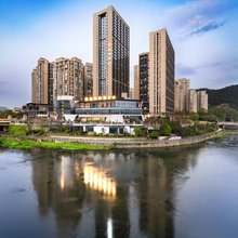 岚枫酒店(保利凤凰湾皂角井地铁站店)