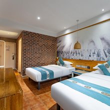宜昌津泊酒店(万达广场三峡游客中心店)