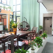 拉萨自由之上富氧民宿(布达拉宫店)