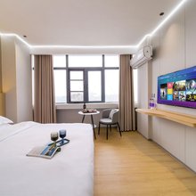 怡程商务酒店(开封鼓楼广场宋都皇城旅游度假区店)