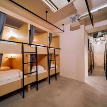 SIA贝卡纯女生青旅