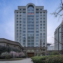 中州华舍酒店(郑东万象城省政府店)