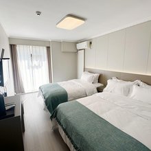 兰希轻居酒店(青岛火车站栈桥店)