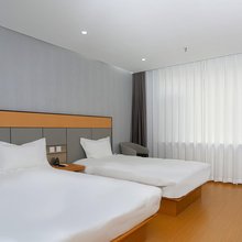 可米酒店(北京车公庄西地铁站阜外医院店)