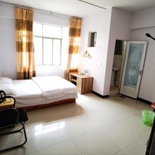 家兴宾馆(昆明学院洋浦校区店)