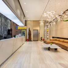 润杨商务酒店(秦皇岛火车站万达广场店)