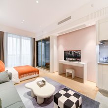 斯维登精品公寓(珠海港珠澳口岸城店)