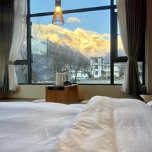 暖舟南迦巴瓦观景山居