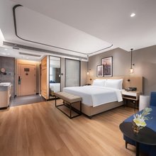 丽怡酒店(山东国际会展中心八里桥地铁站店)
