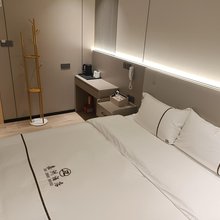 嘉洲公寓(小北地铁站开放大学店)