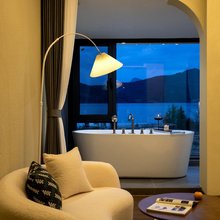 泸沽湖有风·lake view|villa·湖景度假美宿(蒗放码头店)