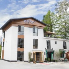 素隐客栈(陶溪川创意广场雕塑瓷厂店)