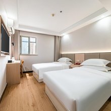 杭州茗朵酒店(中医药大学浦沿地铁站店)