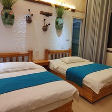 抚仙湖卓越客栈(月亮湾湿地公园店)