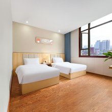阿富尔连锁酒店(阆中雨豪店)
