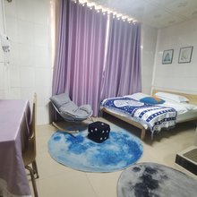 东兴四海明月客栈(东兴国门口岸店)