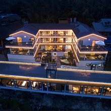 青城山壹墨青溪私汤民宿