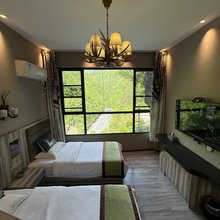 半山·苑民宿(神农架木鱼镇店)