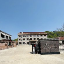 宽甸山水假日酒店