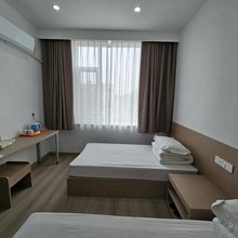 凤凰商务宾馆(梧桐五路店)