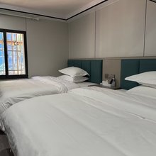 南京幻彩宾馆(集庆门大街地铁站店)