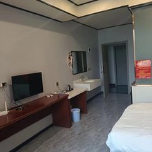 隆兴温泉酒店