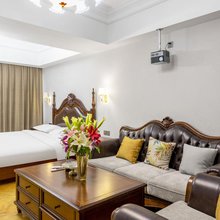 包头禧玥·优选公寓(青山万达广场店)