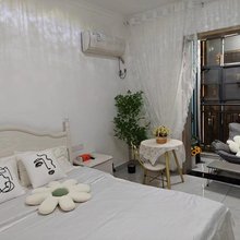 暖居民宿(湖北科技学院咸宁东站店)