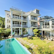莫干山的那边休闲度假溯溪泳池美宿