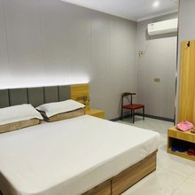 御龙湾洗浴酒店(府店镇店)
