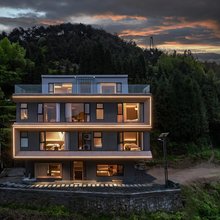 仰天湖见山野山奢度假民宿